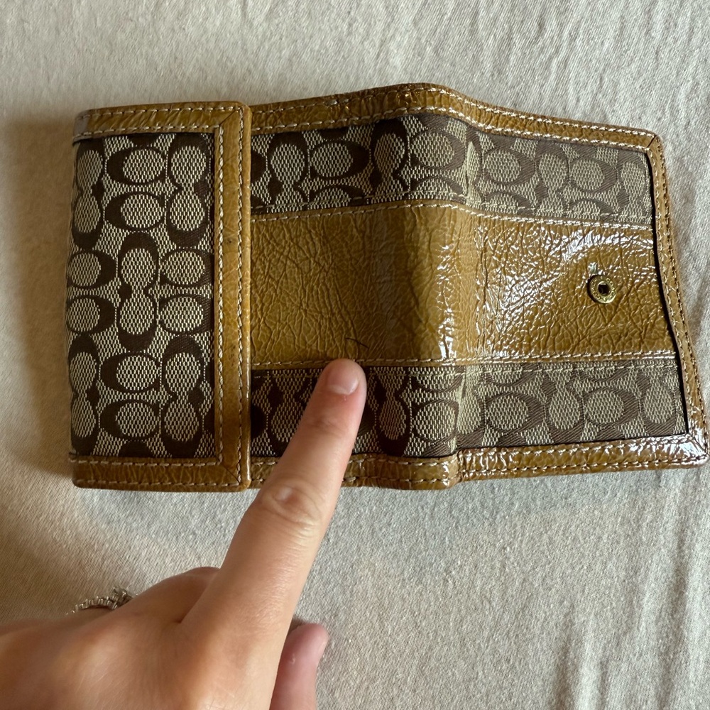 Coach Wallet - Picture 8 of 9